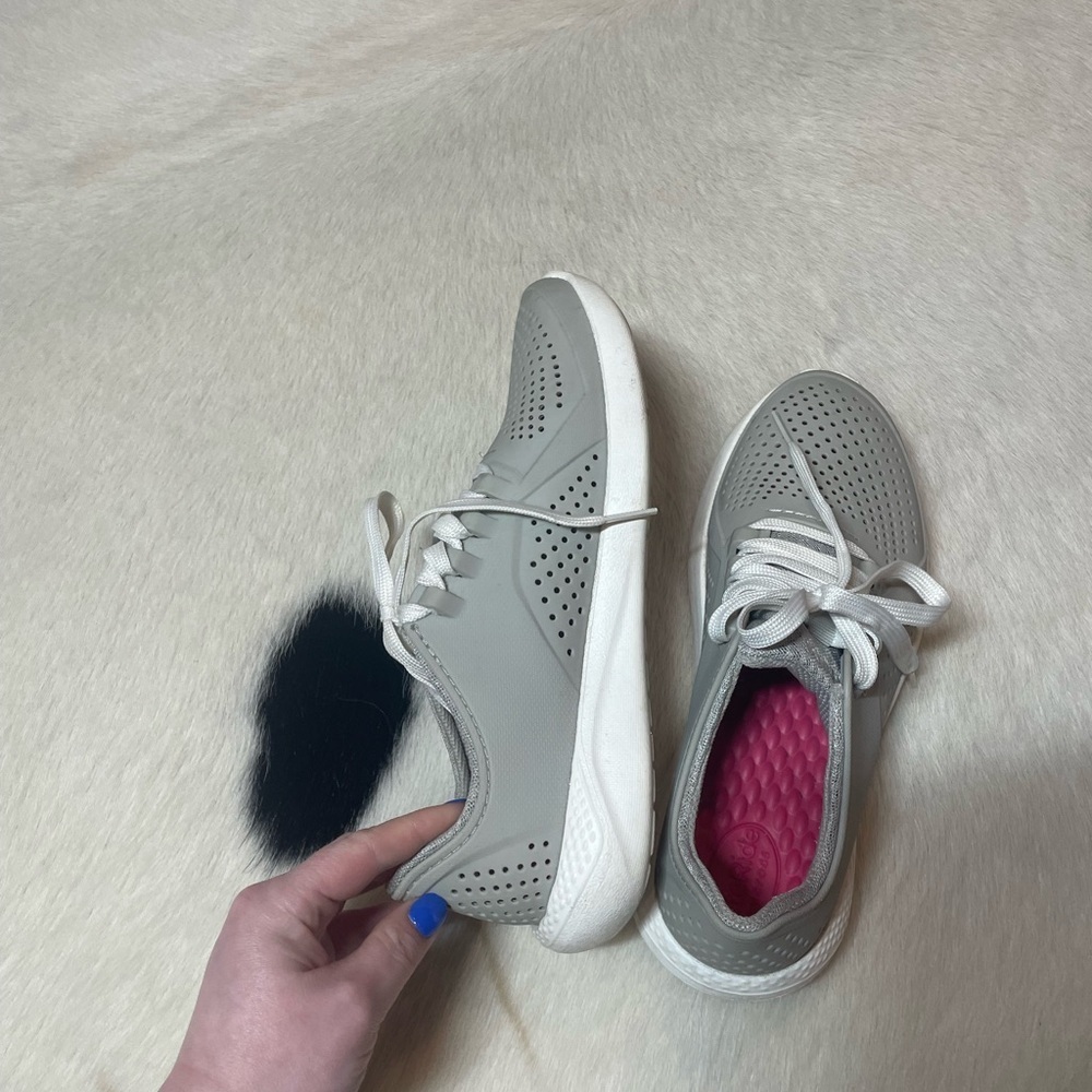 Crocs LiteRide Pacer Gray sneakers - Picture 8 of 10